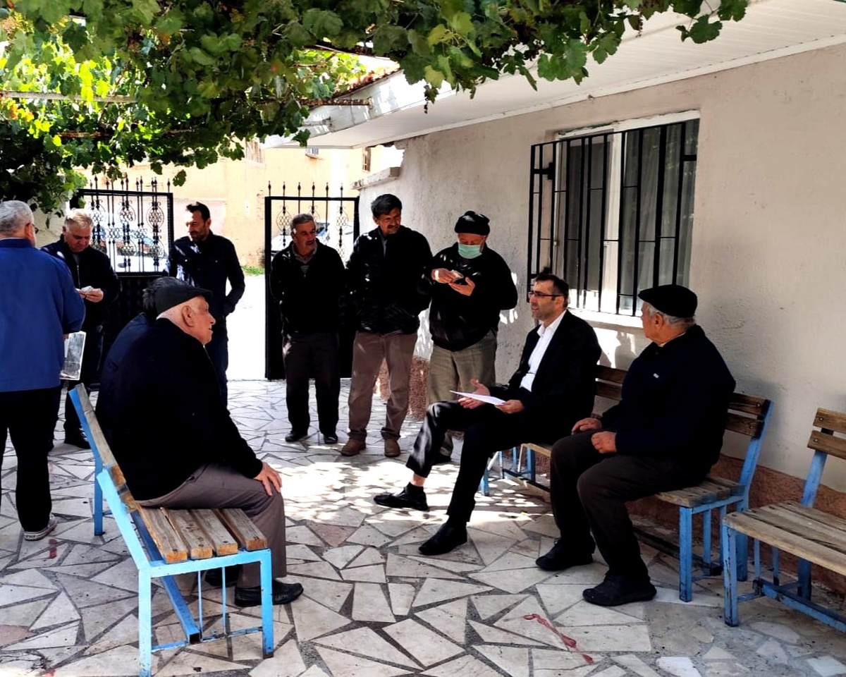 Uşak İl Tarım ve Orman Müdürlüğü, üreticilerle köy buluşmalarını sürdürüyor